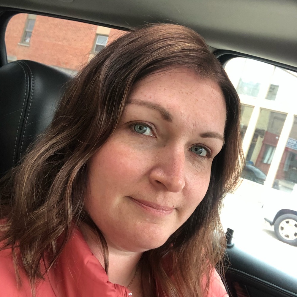 Meet your Posher, Laurie